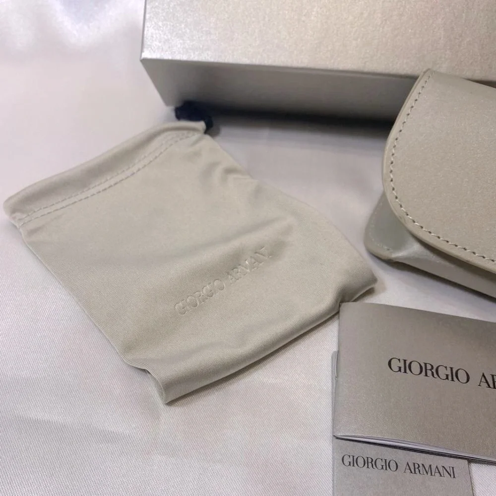 Giorgio Armani Sunglasses Case,Silver Hard Clamshell,Boxed, Drawstring Bag, Card - Picture 6 of 12